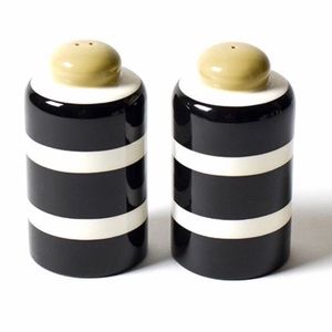 Coton Colors black plank Salt and Pepper Shakers